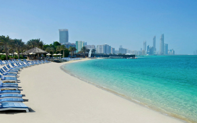 Пляж Abu-Dhabi